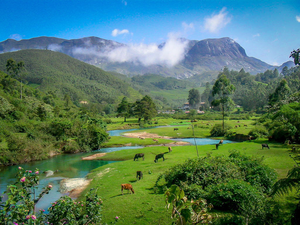 Anamudi Peak | Best Kerala Travel agents in Bangalore, Karnataka, India